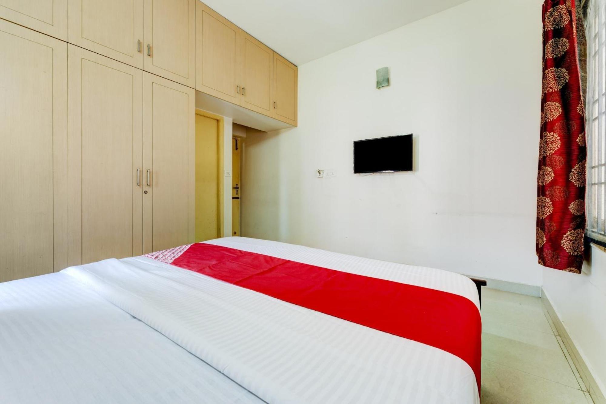 Hotel O J2 Service Apartment Chennai Exterior photo